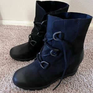 NEVER WORN Sorel Joan of Arctic boots in women’s size 9.5